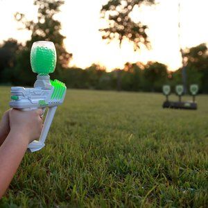 SURGE, Water-Based Gel Bead Blaster with 10,000 Electric Green Gellet Pack